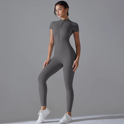 Fitness-Jumpsuit für Damen – Einteiler mit Reißverschluss und Kurzarm