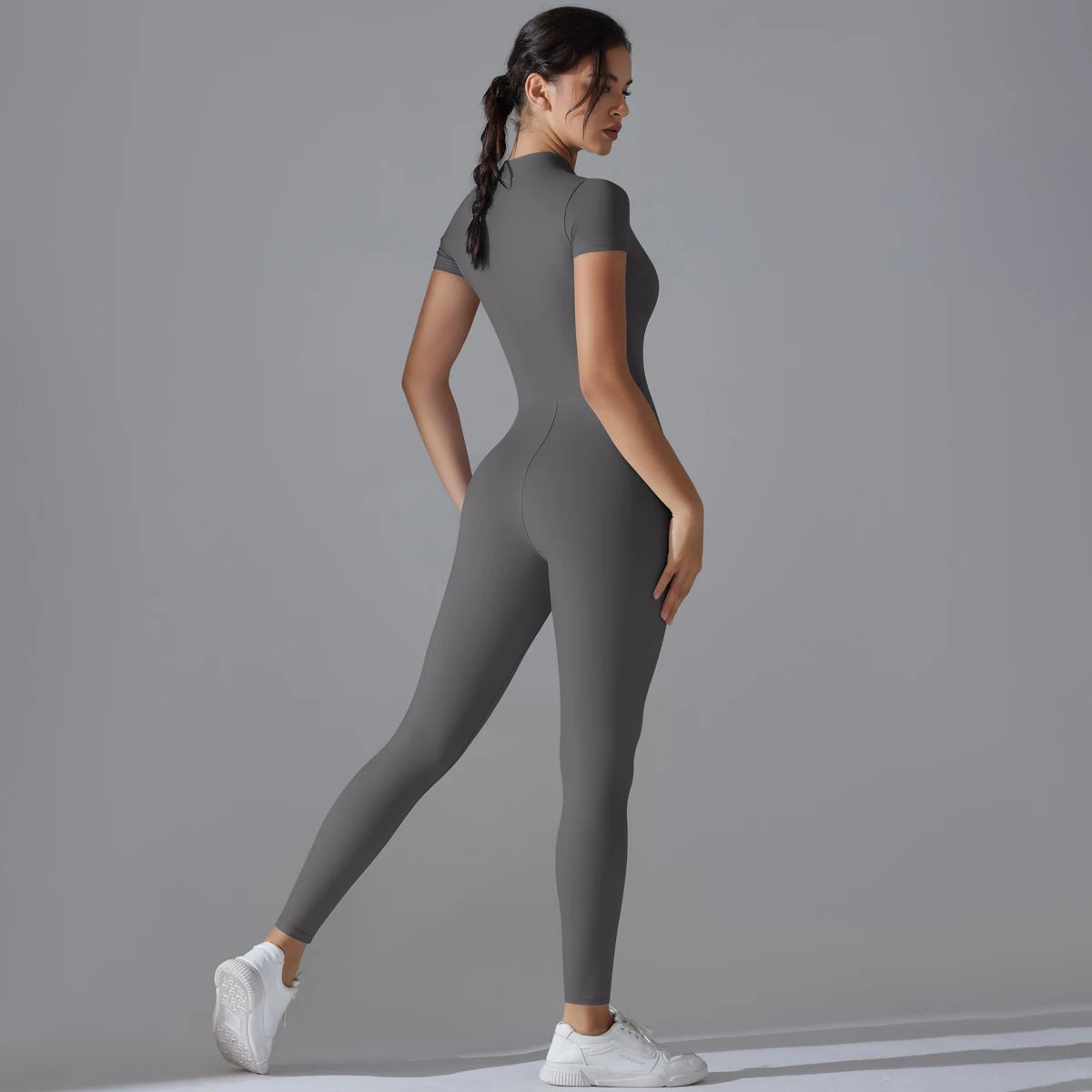 Fitness-Jumpsuit für Damen – Einteiler mit Reißverschluss und Kurzarm