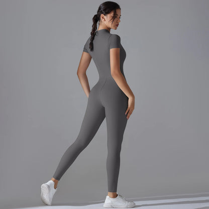 Fitness-Jumpsuit für Damen – Einteiler mit Reißverschluss und Kurzarm