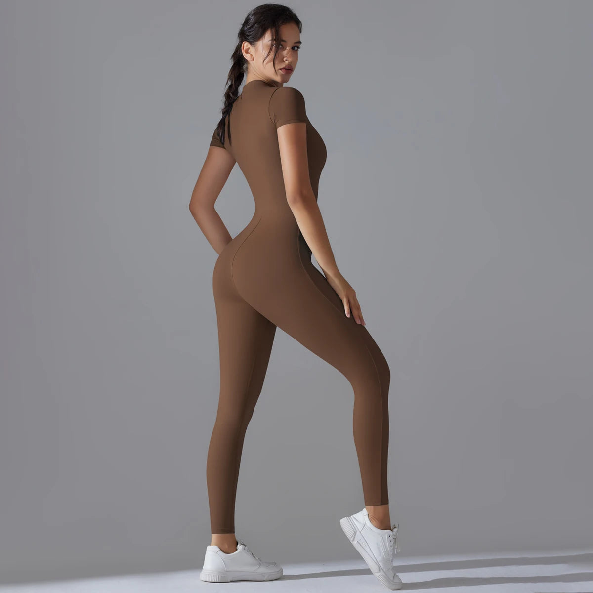 Fitness-Jumpsuit für Damen – Einteiler mit Reißverschluss und Kurzarm