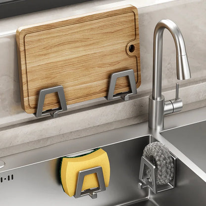 Selbstklebender Edelstahlhalter für Schwämme und Küchentücher